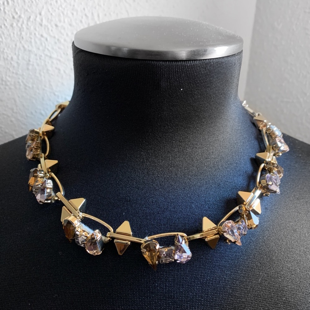 BCBG NECKLACE PAPERCLIP LINK CHAIN COLLAR GOLD TONED SPIKE STUD